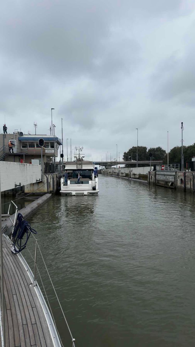 Voyage photo from Boat Charter (Delivery)