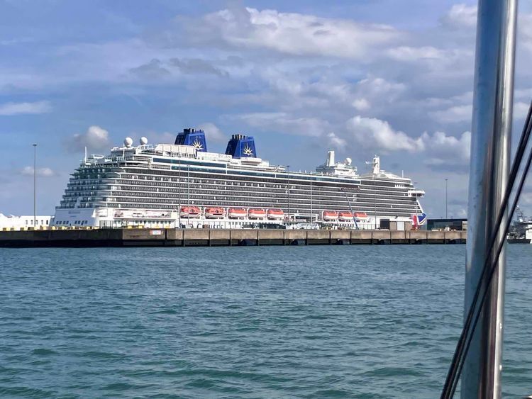 Voyage photo from Elite - Autumn Breeze Day 6 Breskens to Zeebrugge (passport control)