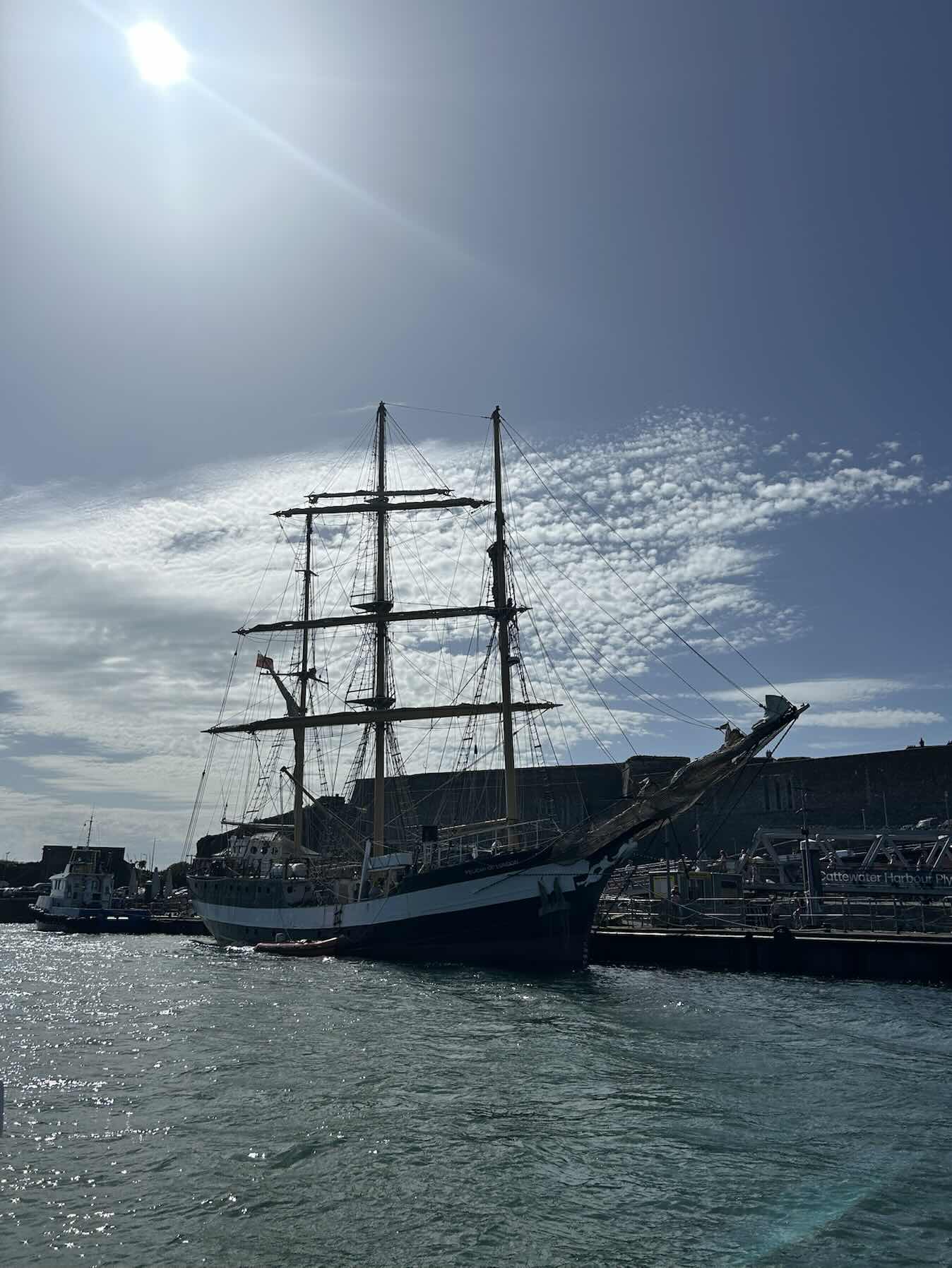 Sunny Sunday cruise_E63D3FA7-92ED-4F2B-A720-5EA65E156C95