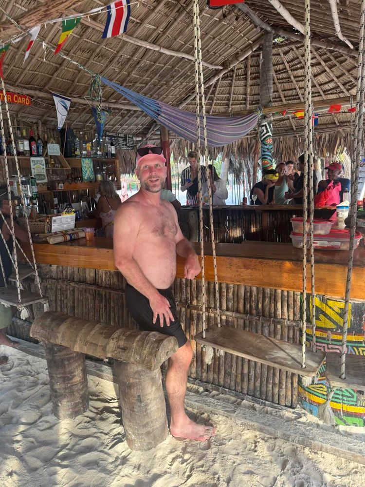 Voyage photo from Green to Swimming Pool, San Blas