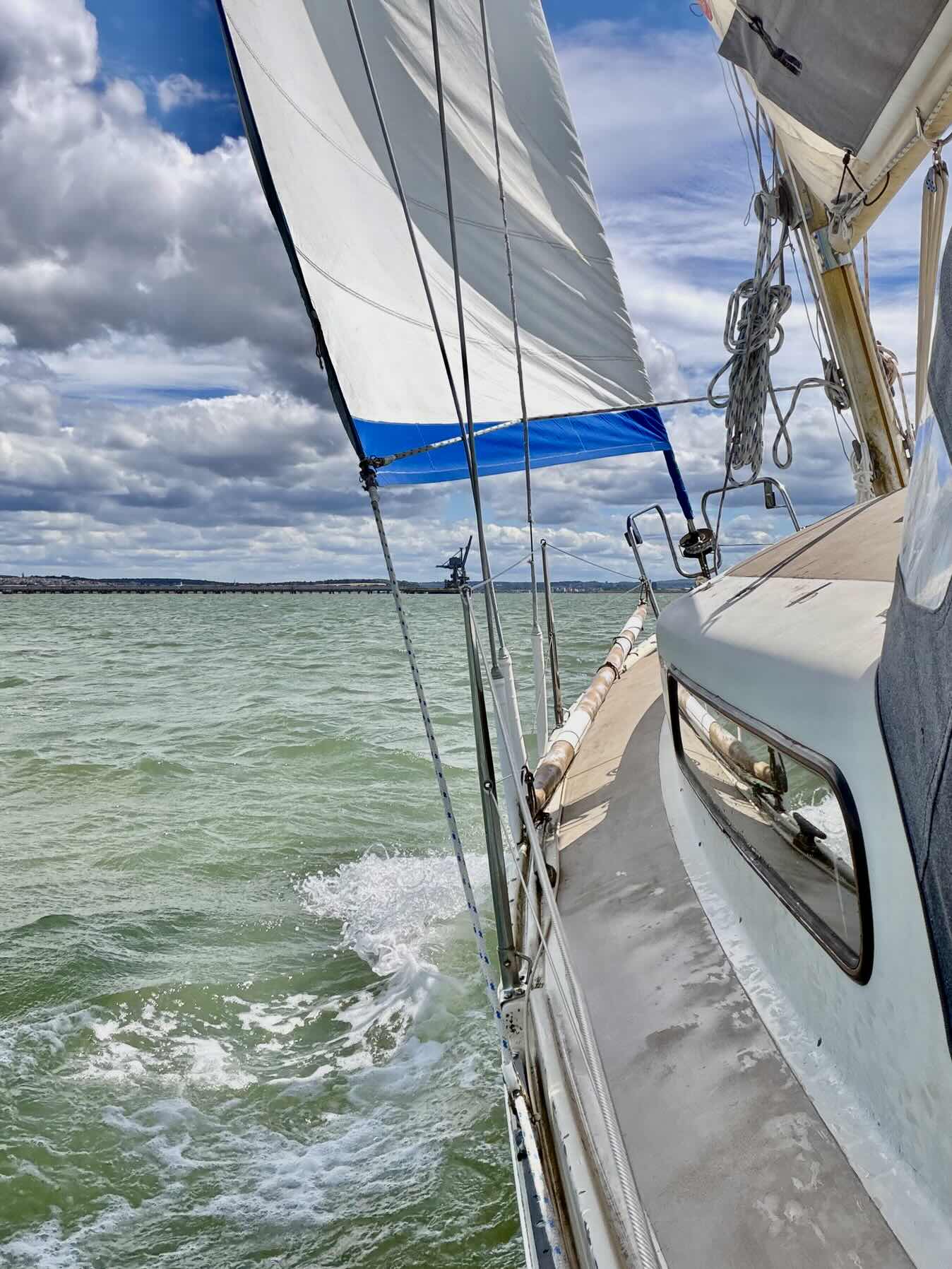 Ladies sail_50449A51-4B29-4C15-BA77-298C4932BD8F