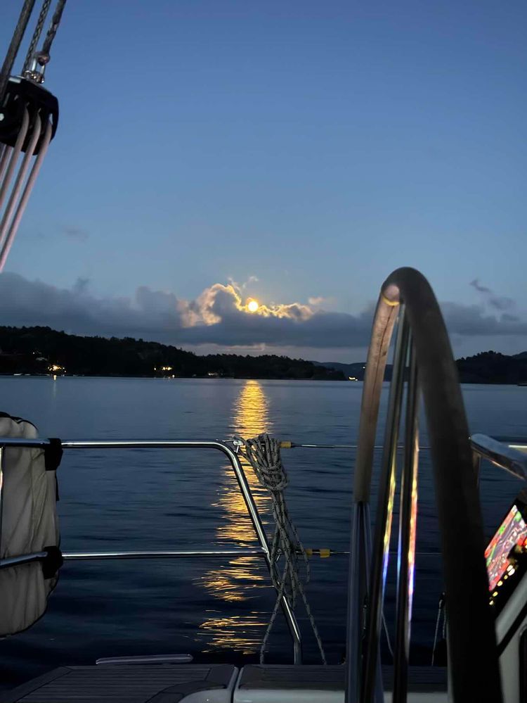 Voyage photo from Eidangerfjorden