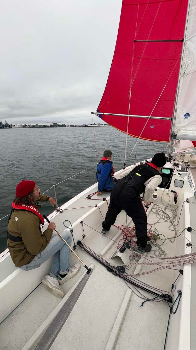 Voyage photo from Morgunæfing með belg