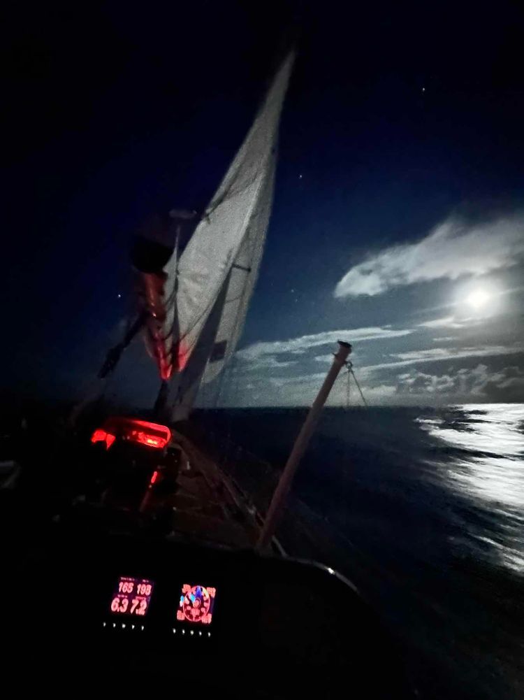 Voyage photo from Clipper Race 2 Leg 1