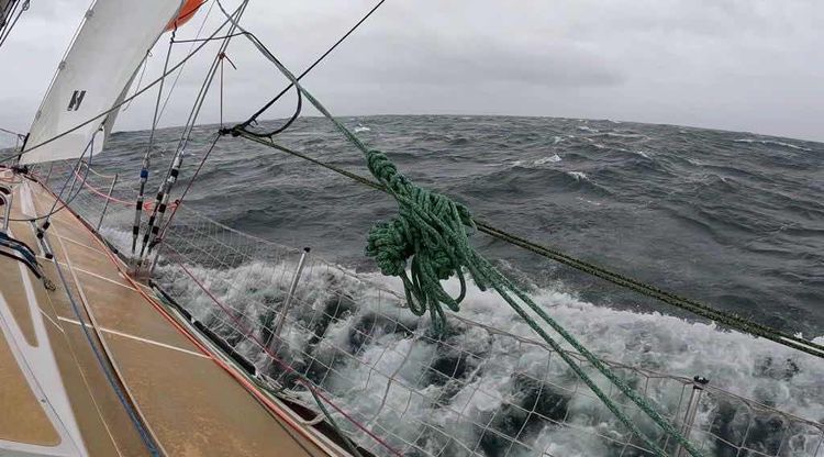 Voyage photo from Clipper Race 2 Leg 1