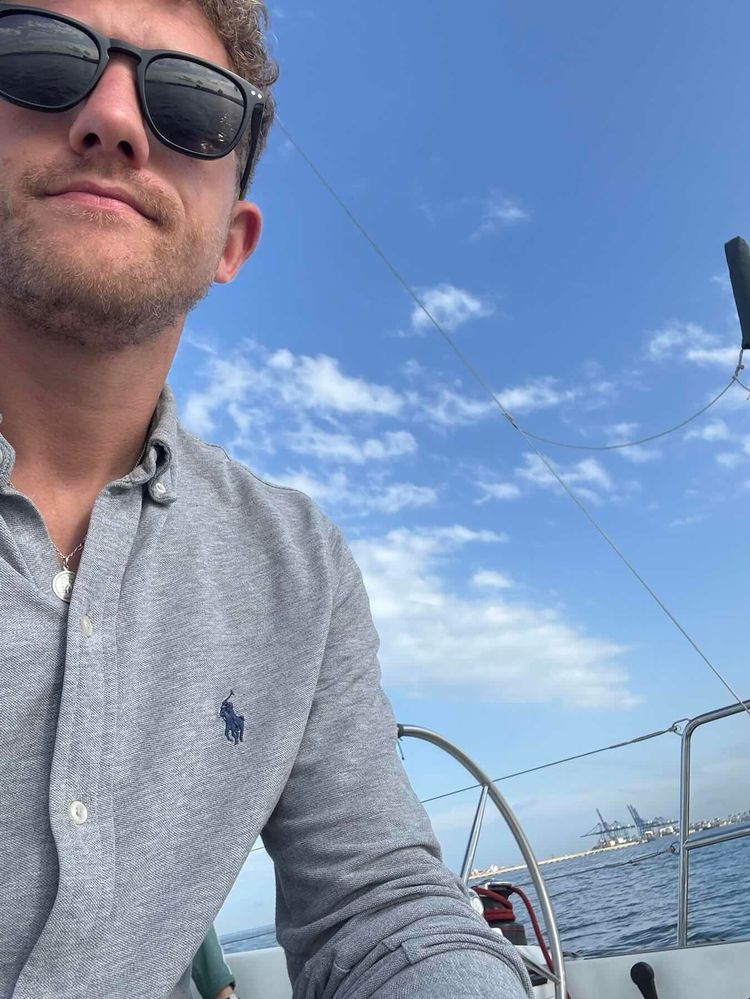Voyage photo from Bay of gib 