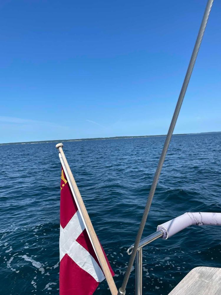 Voyage photo from Nice warm summer sail on genakker. Just to get some icecream 😊