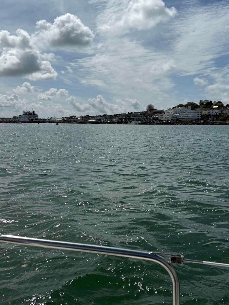 Voyage photo from Sunny sail back to Pompey