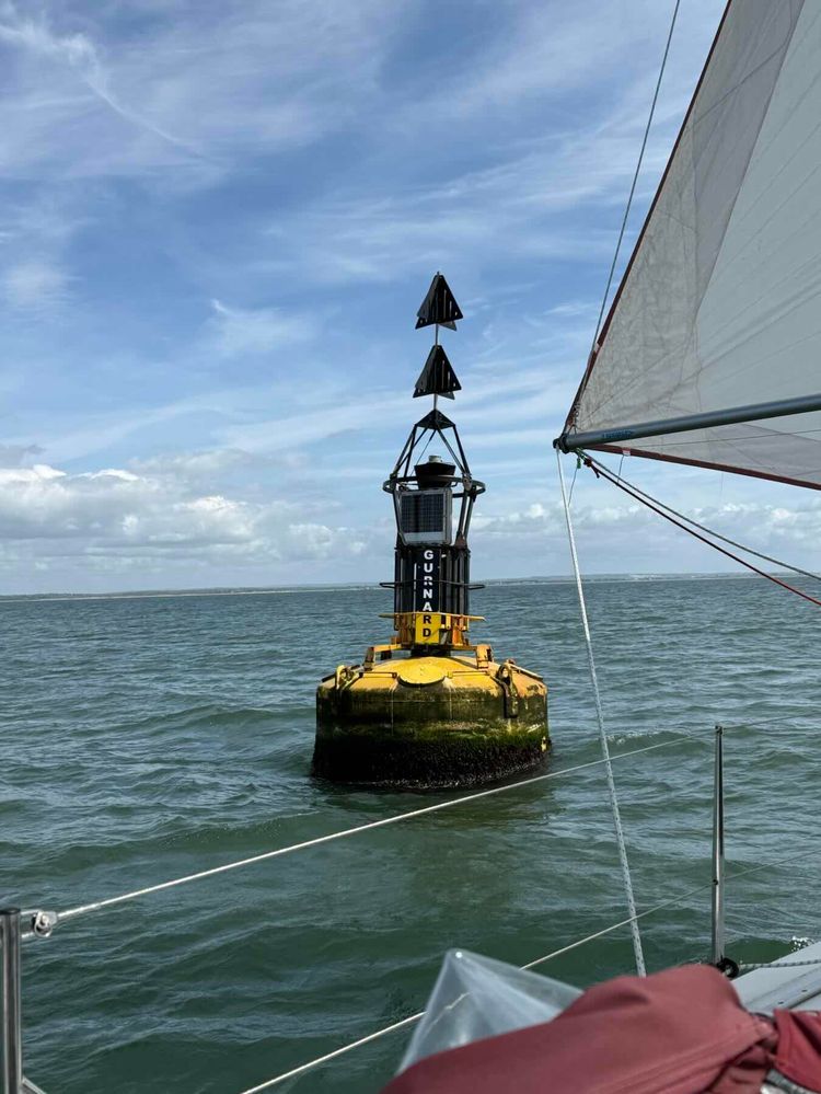 Voyage photo from Sunny sail back to Pompey