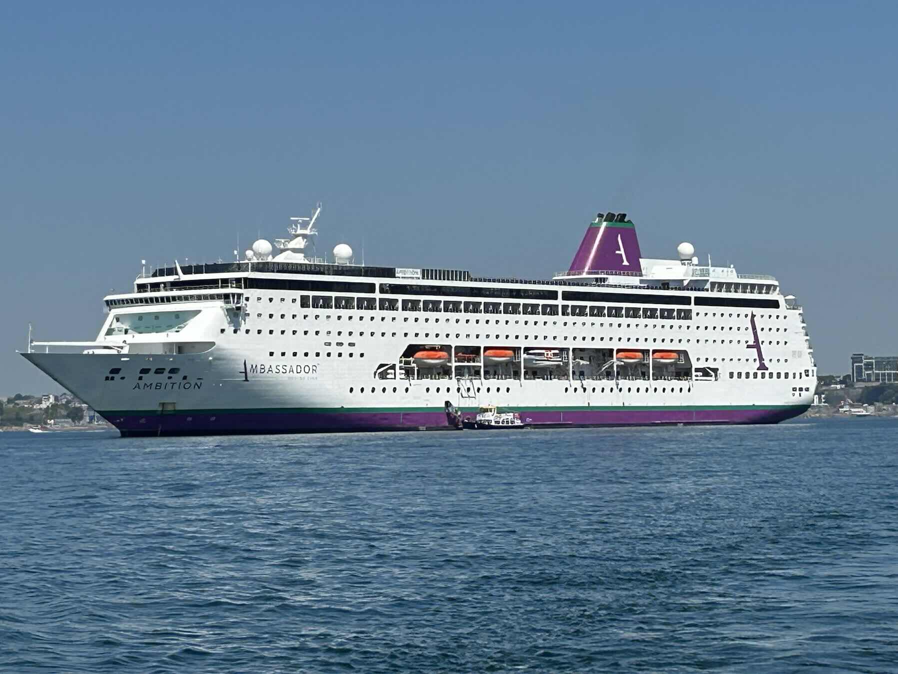 To the Breakwater_9F970183-8953-48E0-8CA8-D0ACAB2F8B70