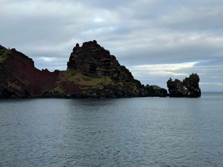 Voyage photo from Punta Albermarle, Isabela to Caleta Bucanero, Santiago