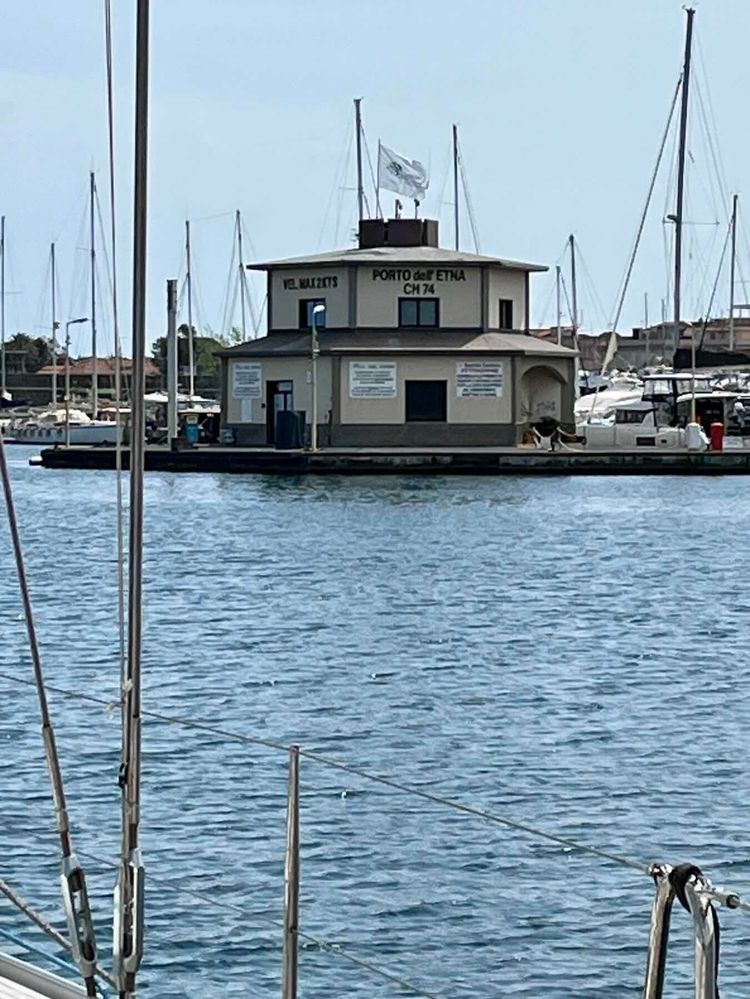 Voyage photo from Porto dell’Etna
Marina di Riposto
Catania-Sicilia