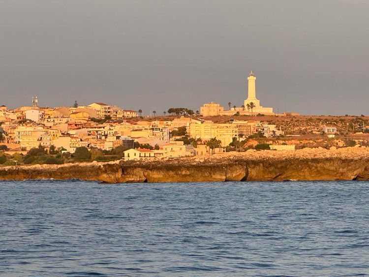 Voyage photo from Capo Passero to Comino (Malta)