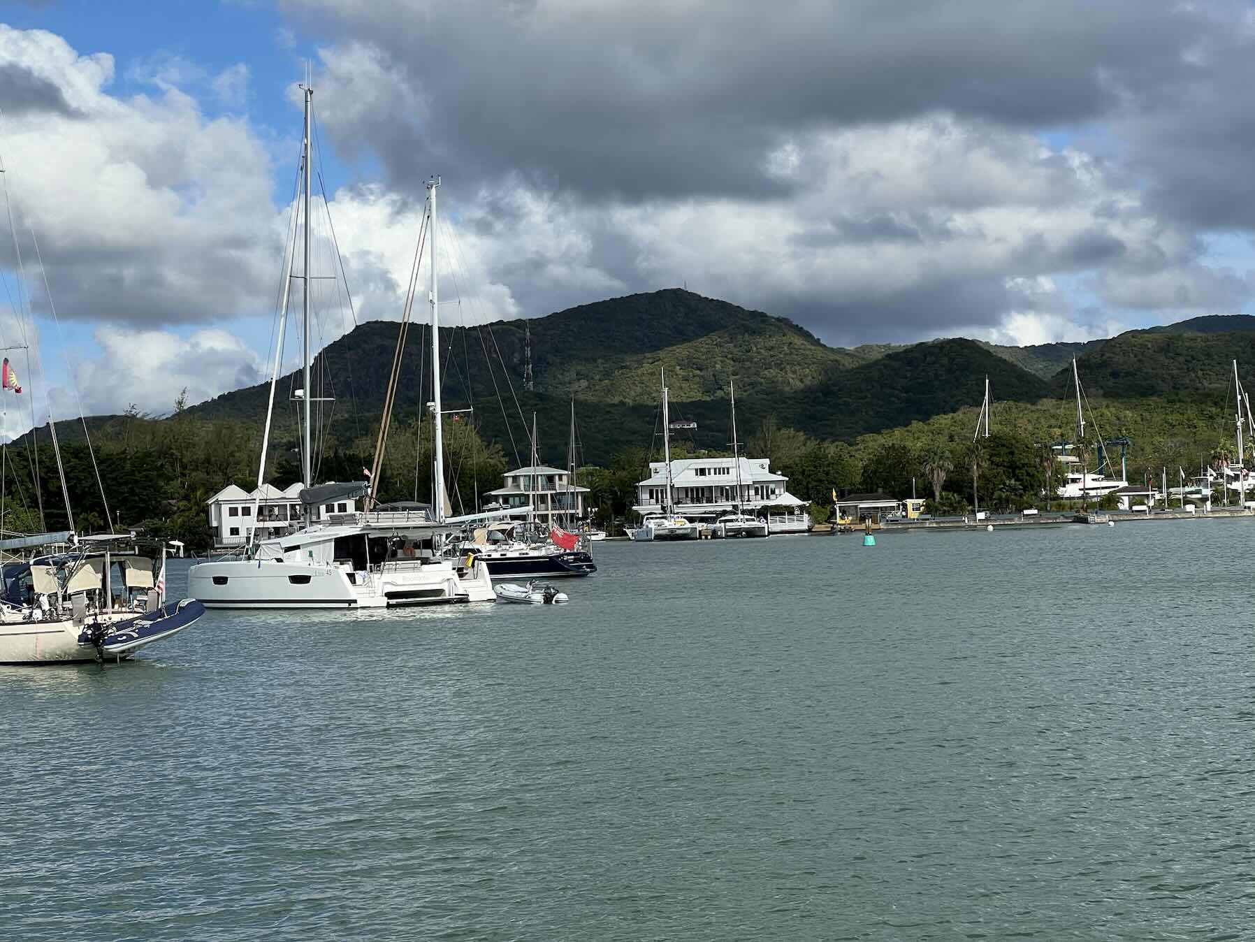 Bouillante, Guadeloupe - Jolly Harbour, Antigua _393E7727-19A2-442D-A19A-EDB8E84748CE