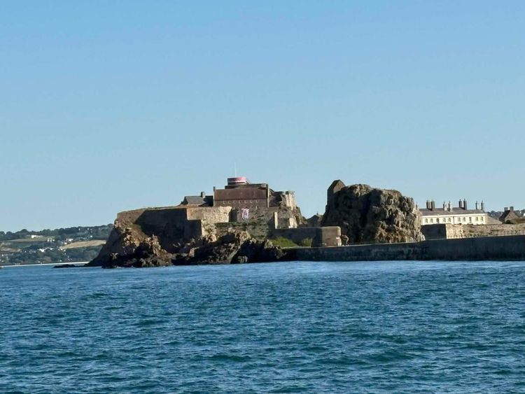 Voyage photo from St Helier Jersey to St Peter Port, Guernsey