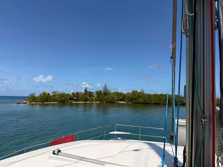 Voyage photo from Belize Day 6 - Round Caye to Lark Caye
