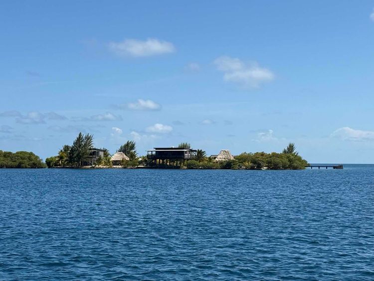 Voyage photo from Belize Day 6 - Round Caye to Lark Caye