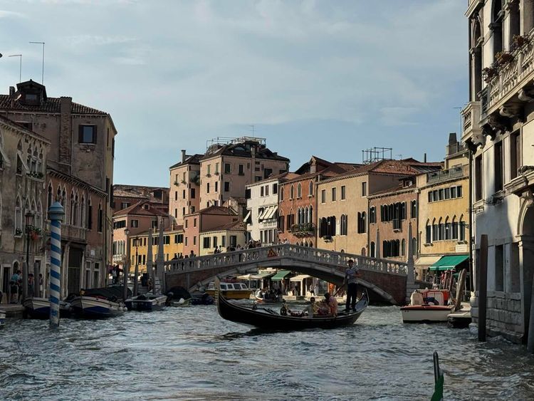 Voyage photo from Ride through Venice