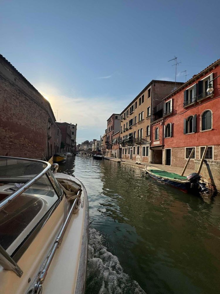 Voyage photo from Ride through Venice