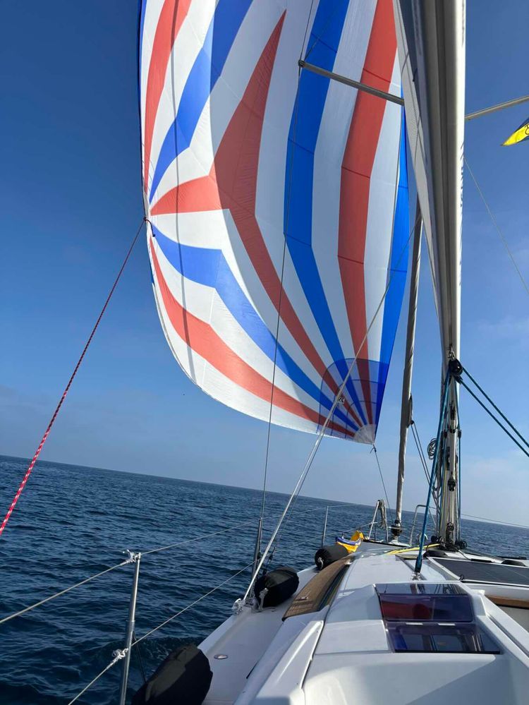 Voyage photo from Return from Catalina No. 42