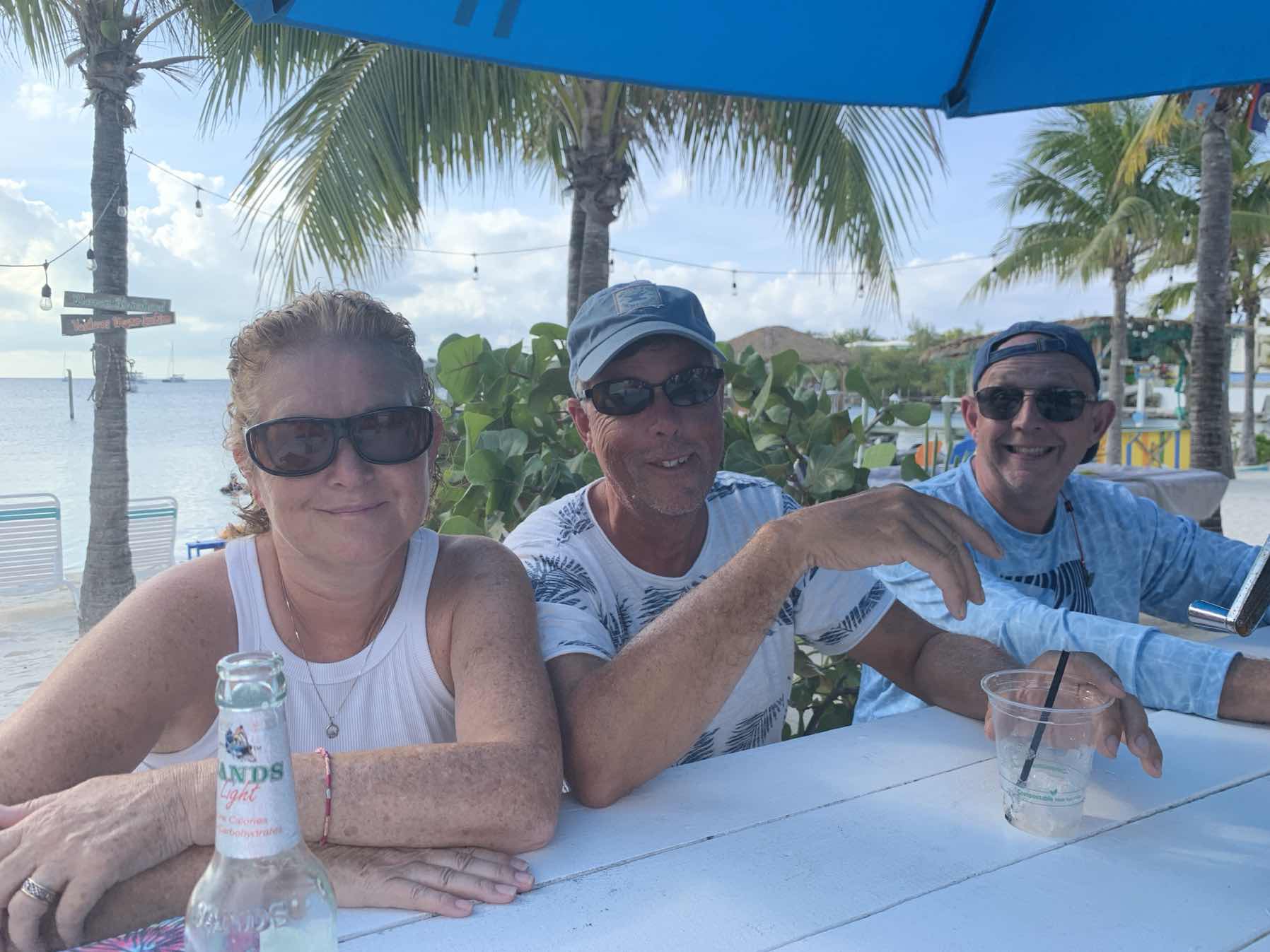 Motor up to Great Guana Cay_69CFBA17-677E-4A56-8EC7-A630CD353BF7
