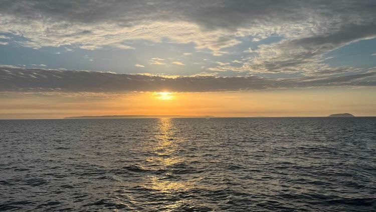 Voyage photo from Motor sail into strong winds