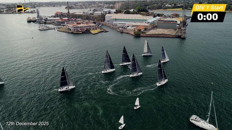 Voyage photo from BSC PRE-CHRISTMAS TWILIGHT SERIES 9