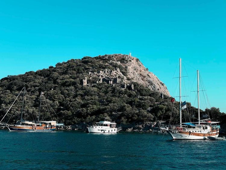 Voyage photo from Küçük Sarsala Koyu - Karacaören