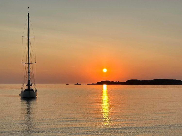 Voyage photo from PYD, Boreal 52, Neiuwpoort - St Peter Port