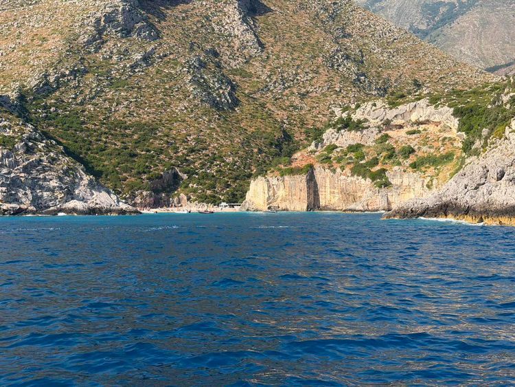 Voyage photo from Up the Kataburun peninsula
Robberg on steroids