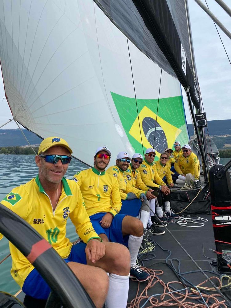 Voyage photo from Training or chilling? SSL team Brazil in action with zero wind!