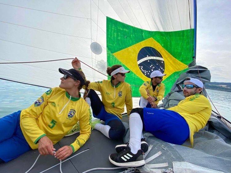 Voyage photo from Training or chilling? SSL team Brazil in action with zero wind!