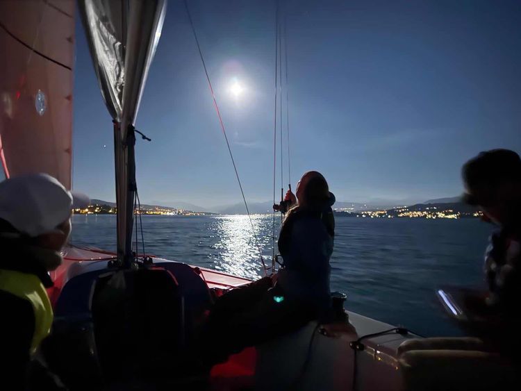 Voyage photo from Moonshiner