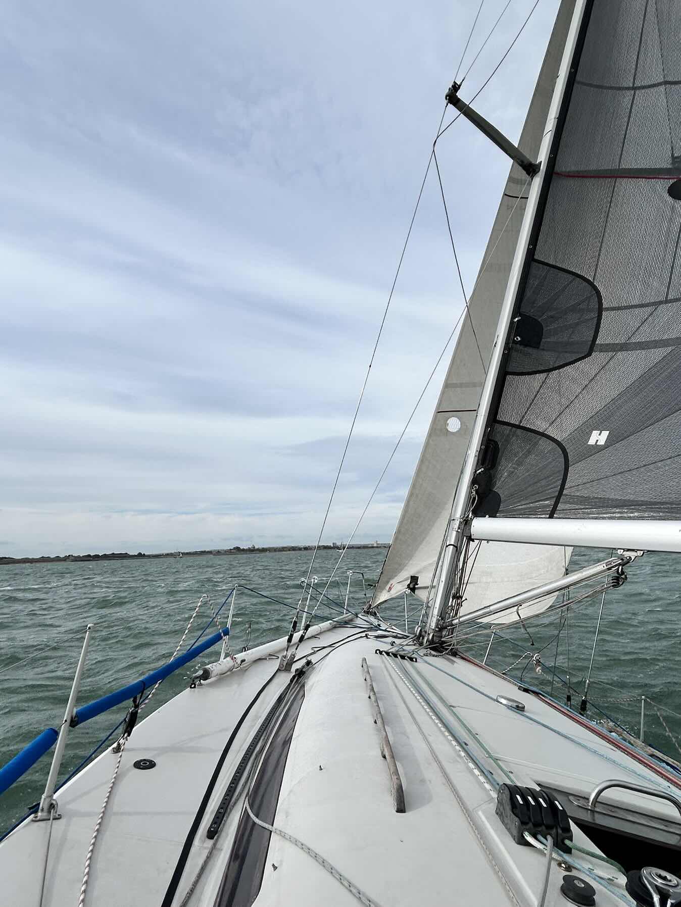 Round the Island Race Training_35E384A7-66A3-4C08-9BBB-067908C4B24C