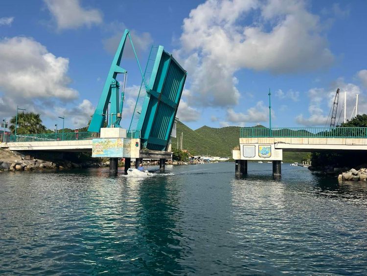Voyage photo from Sandy point St Kitts Marigot St Martin 