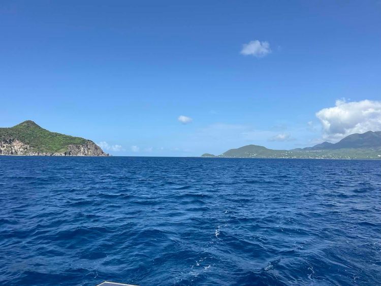 Voyage photo from Montserrat Old Road Bay /Saint Kitts Sandy Bay