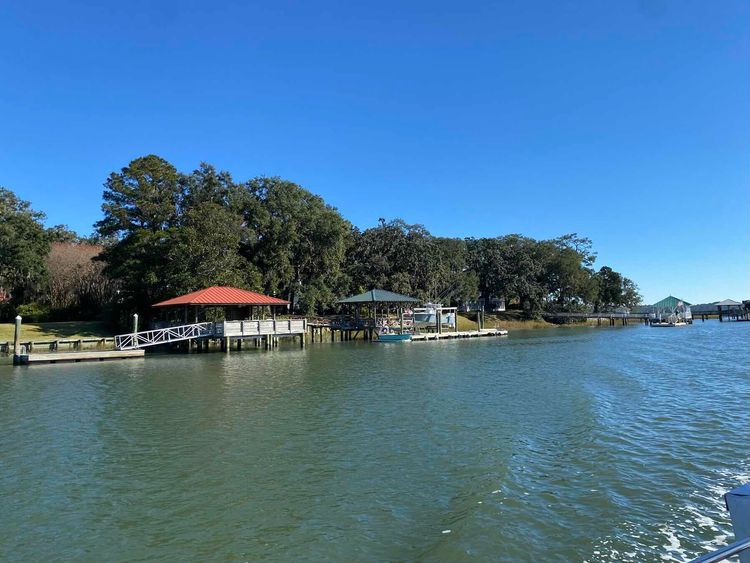 Voyage photo from Thunderbolt to Green Island