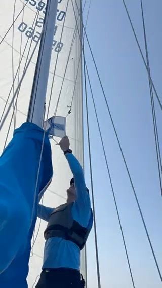 Voyage photo from Day 3, Sailing to Sandscar Island