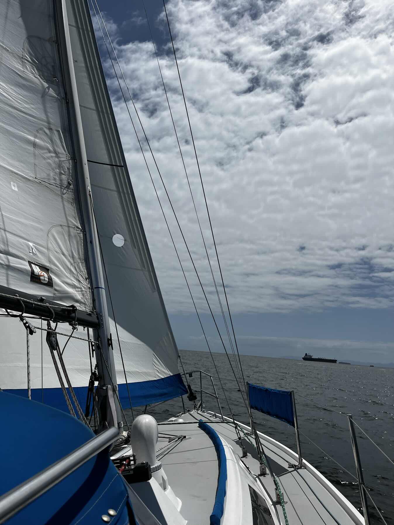 Large Keel Cert
day 1/3 _847354E2-B7CB-4F21-80FA-4D0FD1FBA6A9