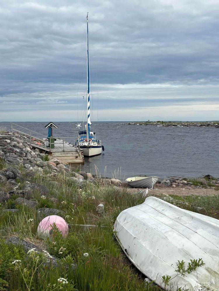 Voyage photo from Day 6, Sailing to Maakalla