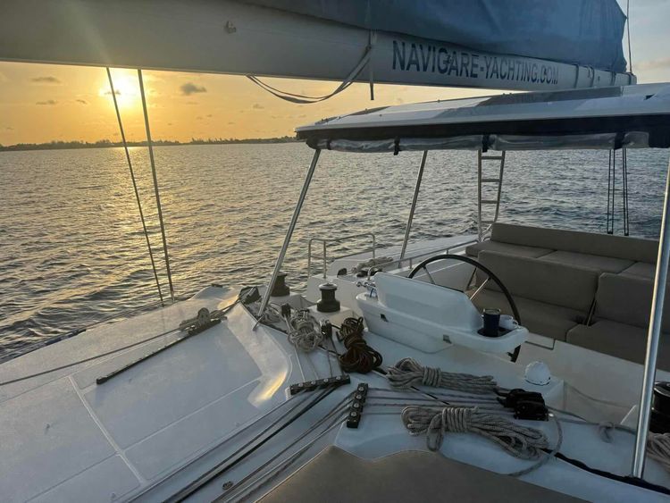 Voyage photo from Kendra Grad Trip day 8. Back to Conch Inn Marina fuel dock.

