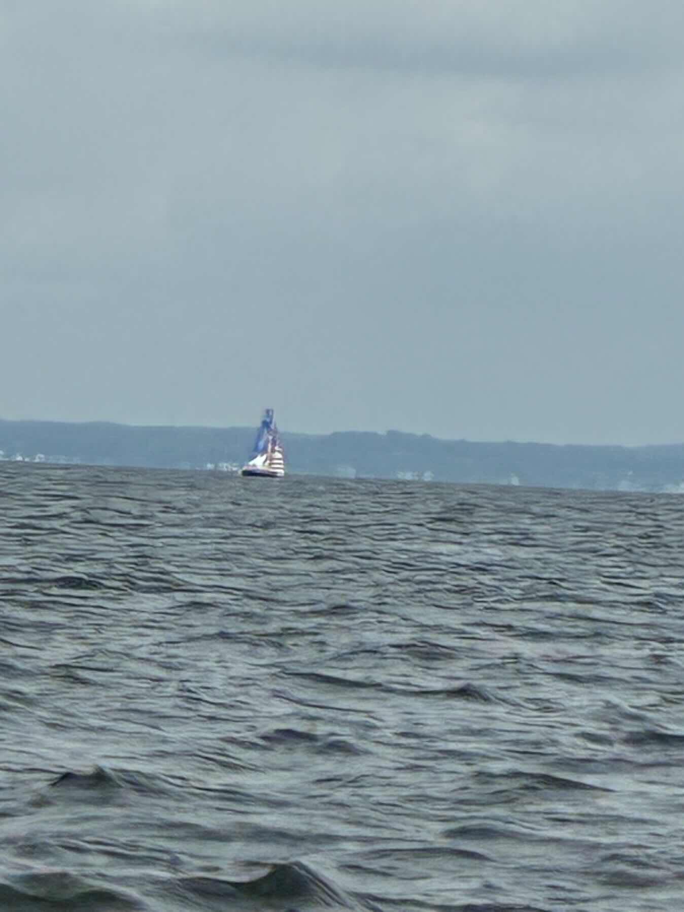 Women’s Regatta Boat Return_F5B7262C-88E5-4AC2-8EE1-41725CE0DD75