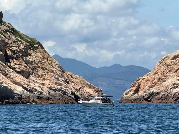 Voyage photo from Outpost to Long Ke Wan beach