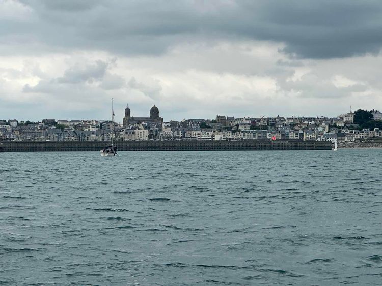 Voyage photo from Delayed passage to Granville!