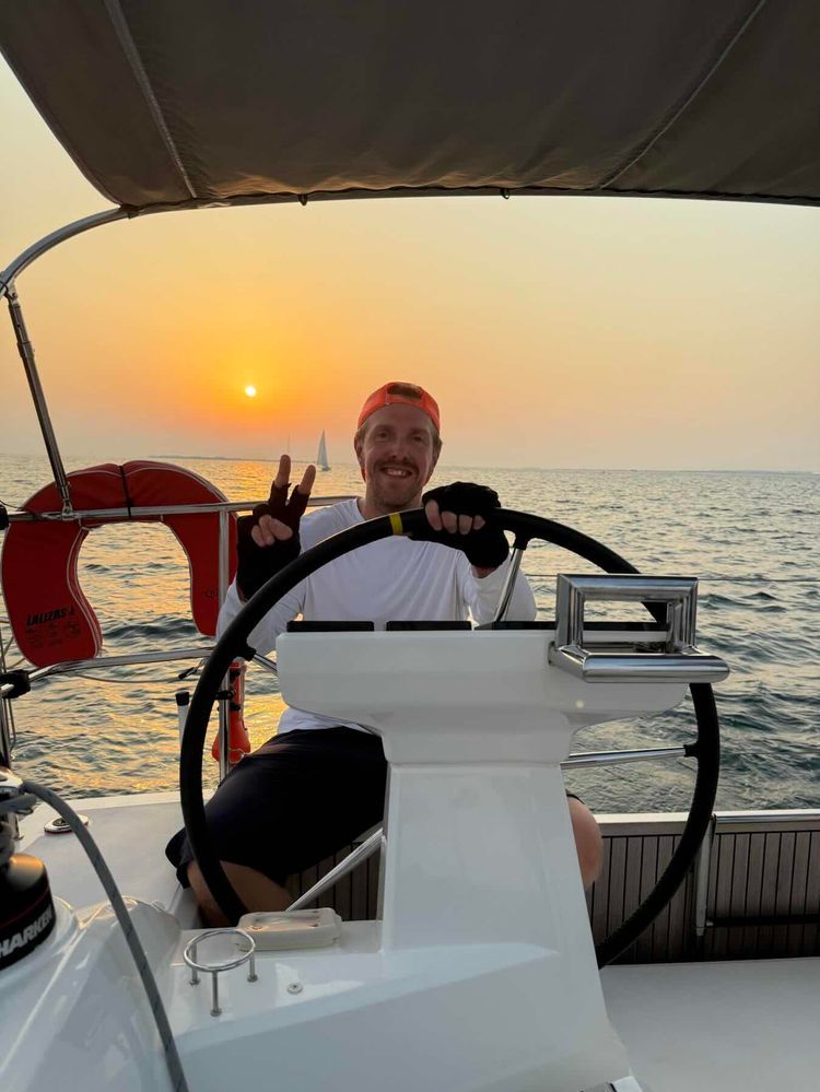 Voyage photo from Wednesday night pursuit 