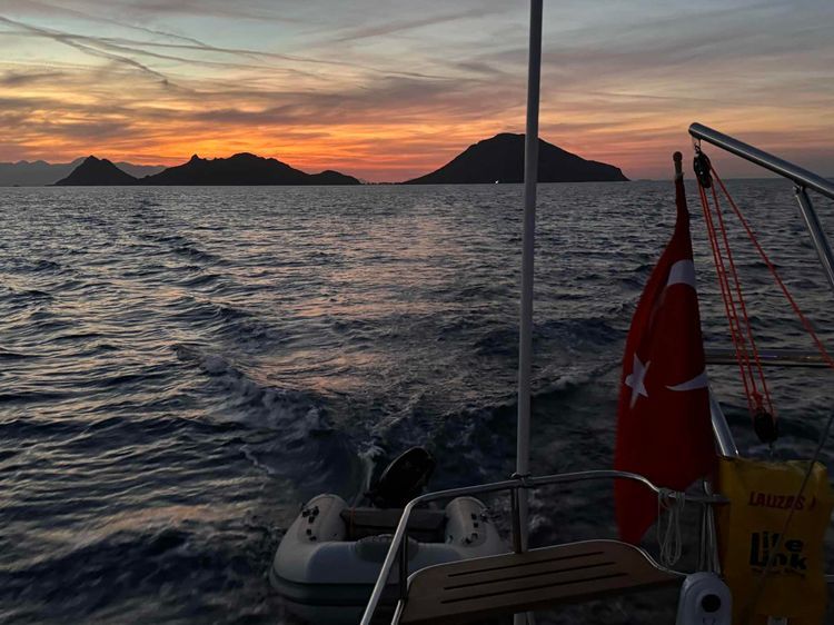 Voyage photo from Turgutreis to Catal Ada