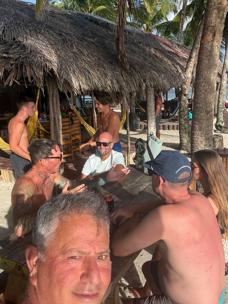 Voyage photo from Swimming pools to Salardup