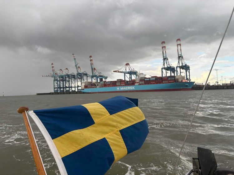 Voyage photo from Leg9