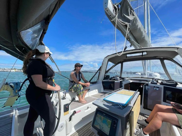 Voyage photo from Ladies Learn to Sail - Day 1