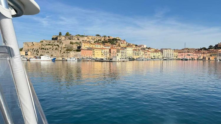 Voyage photo from Porto Ferrairo to La Spezia